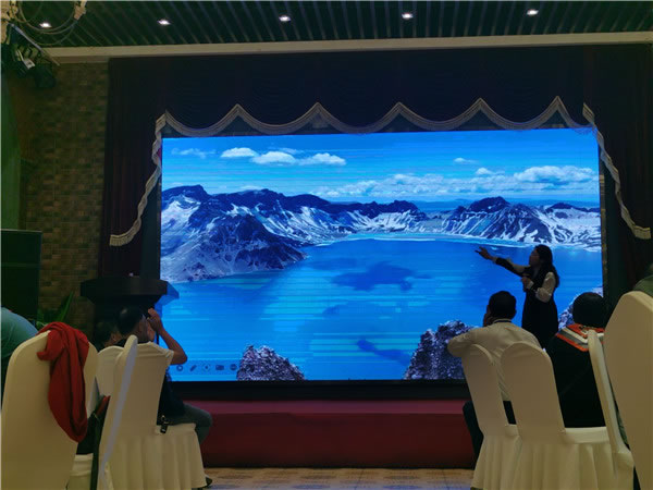 綿陽(yáng)中旅假日旅行社2024年定制旅游分享會(huì )04.jpg